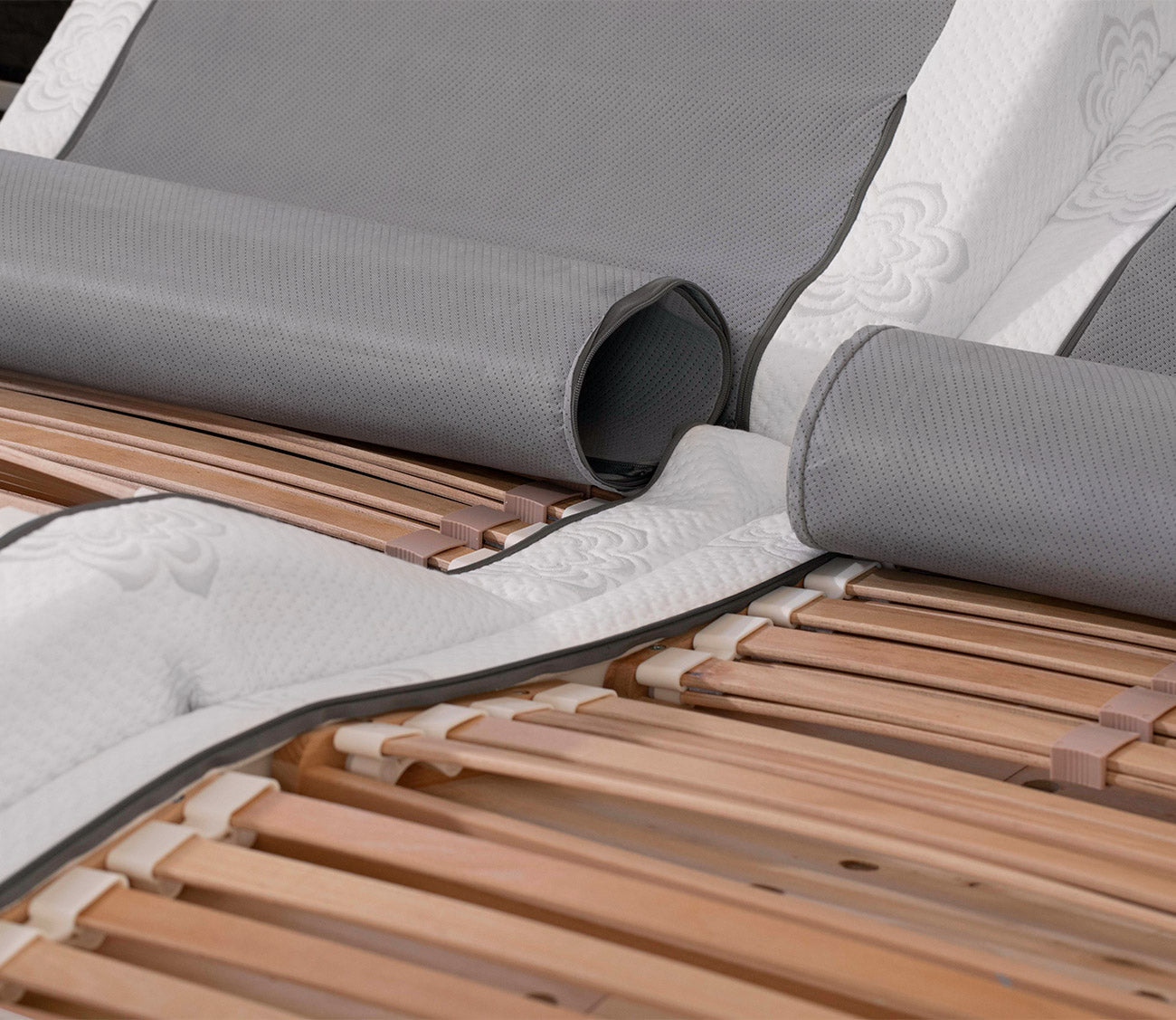 PranaSleep Luxe Adjustable Slat Bed Base