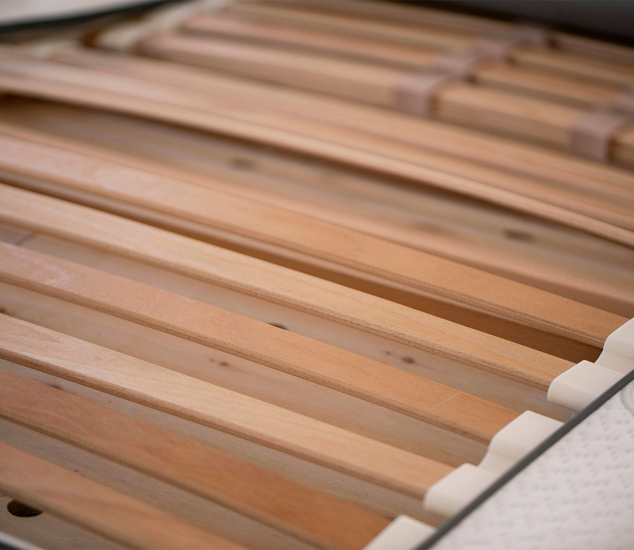 PranaSleep Luxe Adjustable Slat Bed Base