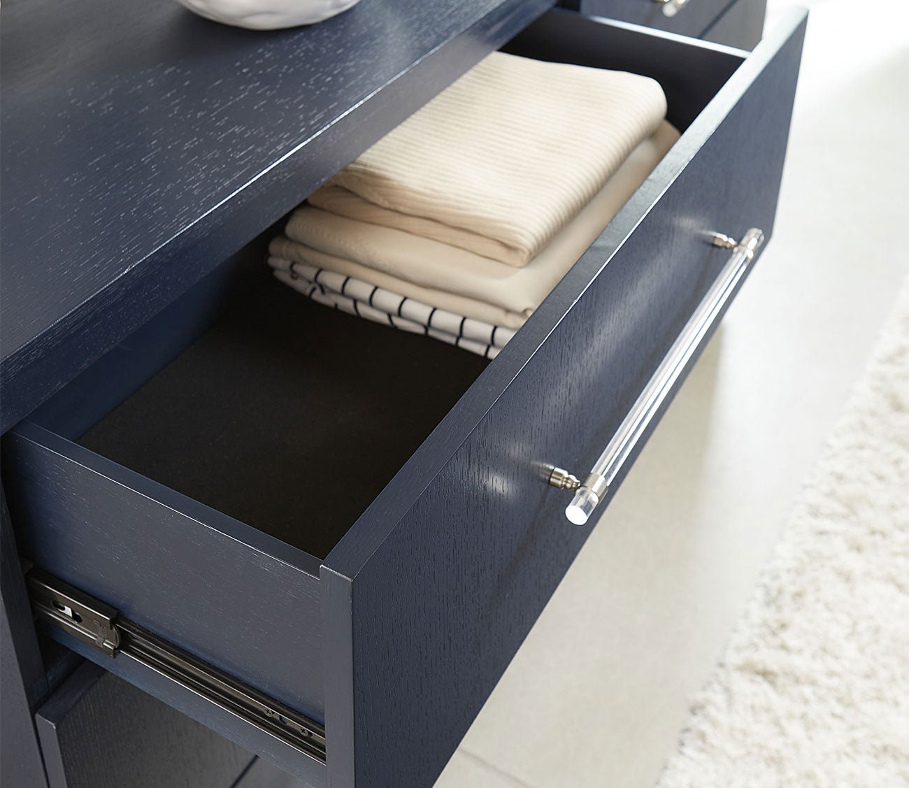 Modus Furniture Argento Bedroom Set