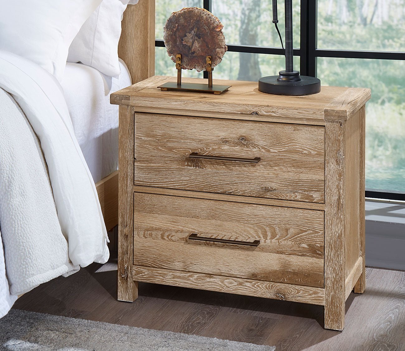 Vaughan Bassett Dovetail Poster Bed Bedroom Set