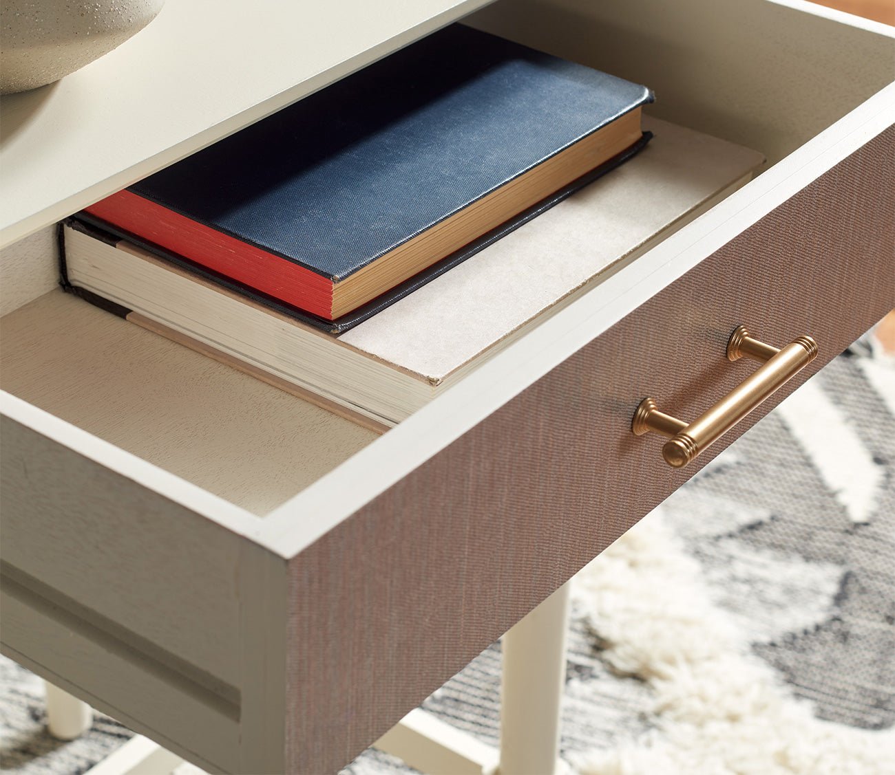 Safavieh Estella 1-Drawer Accent Table