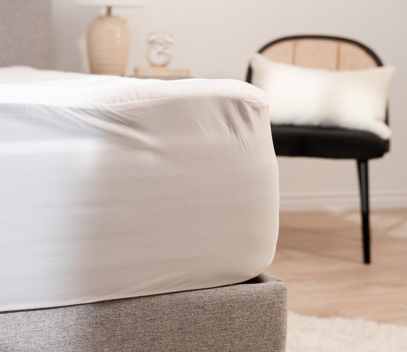 Hush Cooling Mattress Protector