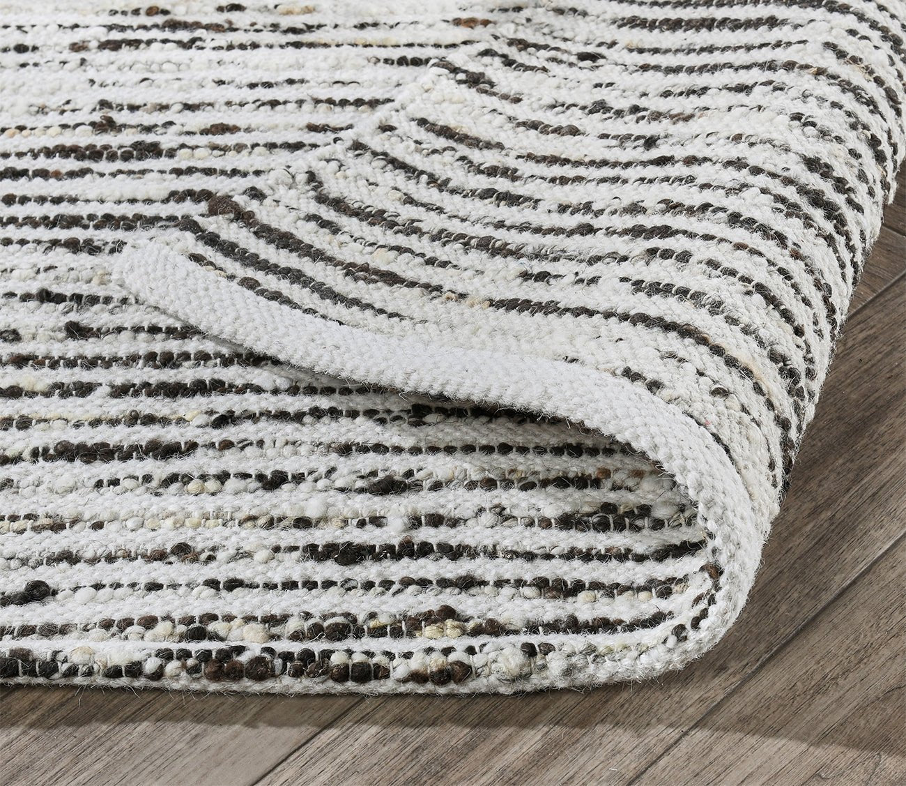 Villa by Classic Home Isa Stripe Ivory Black Area Rug