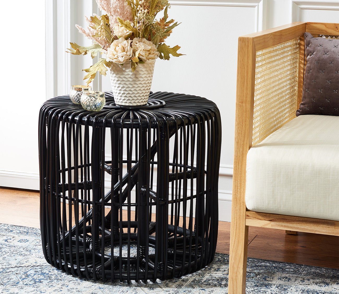 Safavieh Jabez Round Accent Table