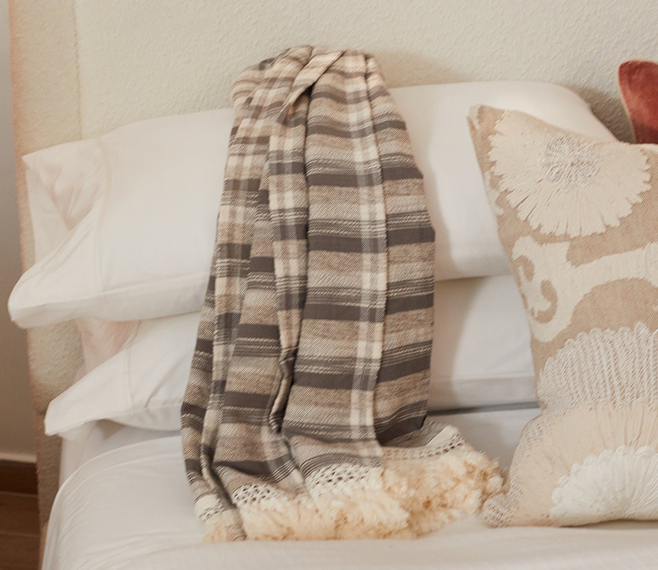 Villa by Classic Home Karlie Gray Ivory Throw Blanket