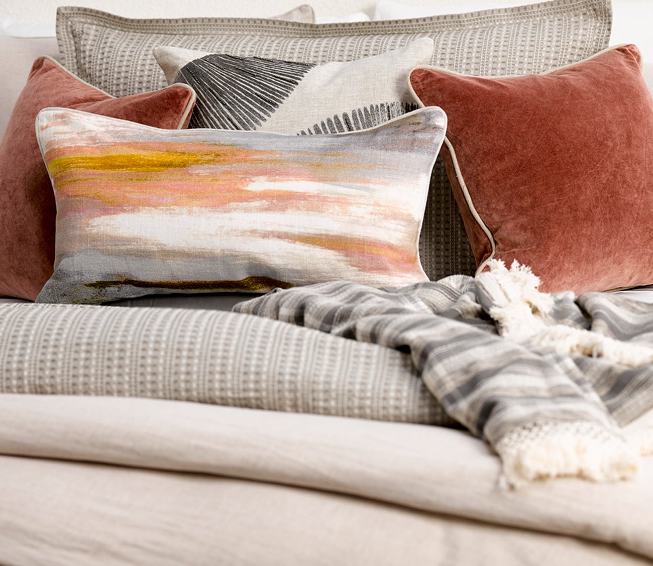 Villa by Classic Home Karlie Gray Ivory Throw Blanket