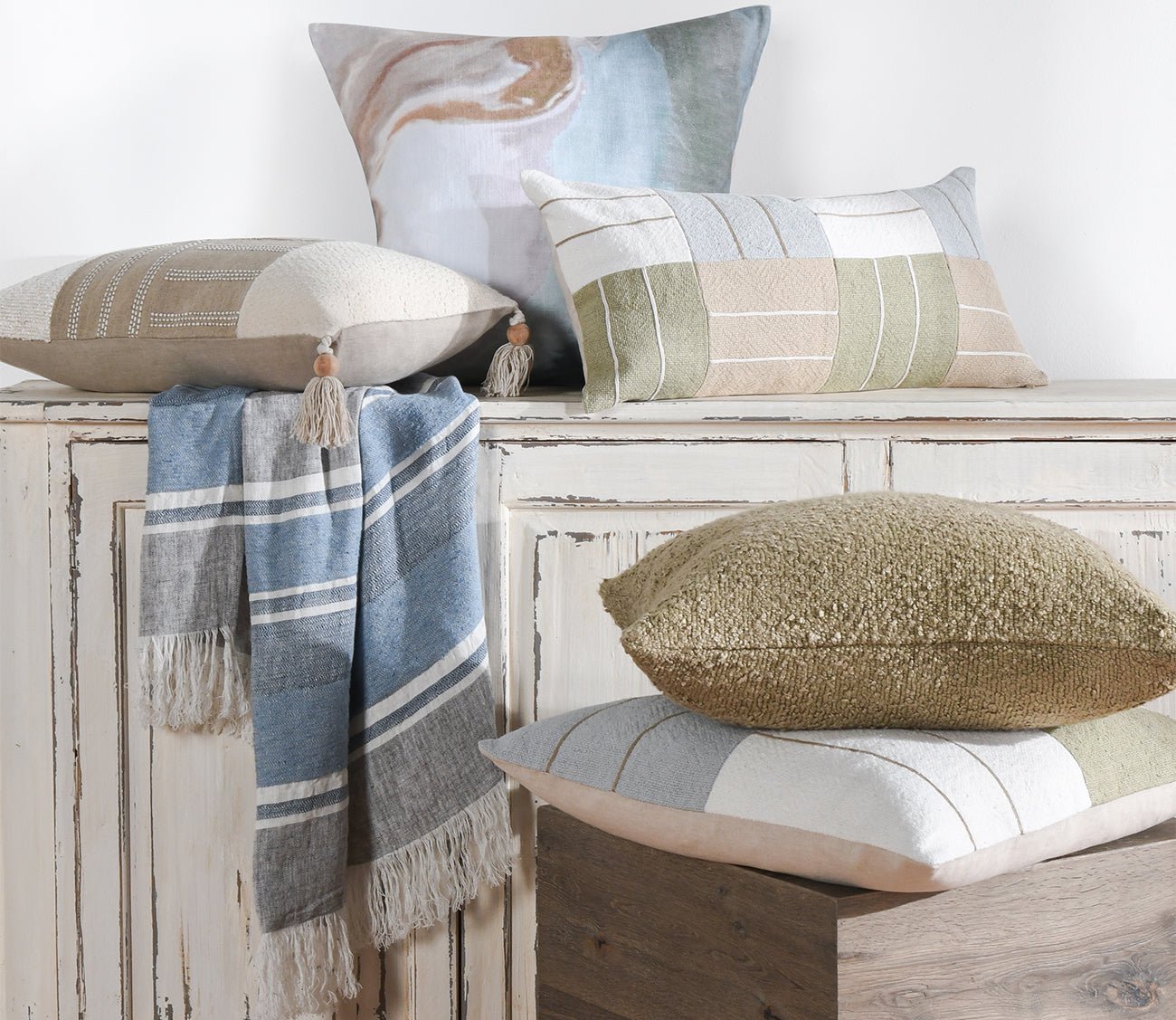 Villa by Classic Home Lima Stripe Throw Blanket