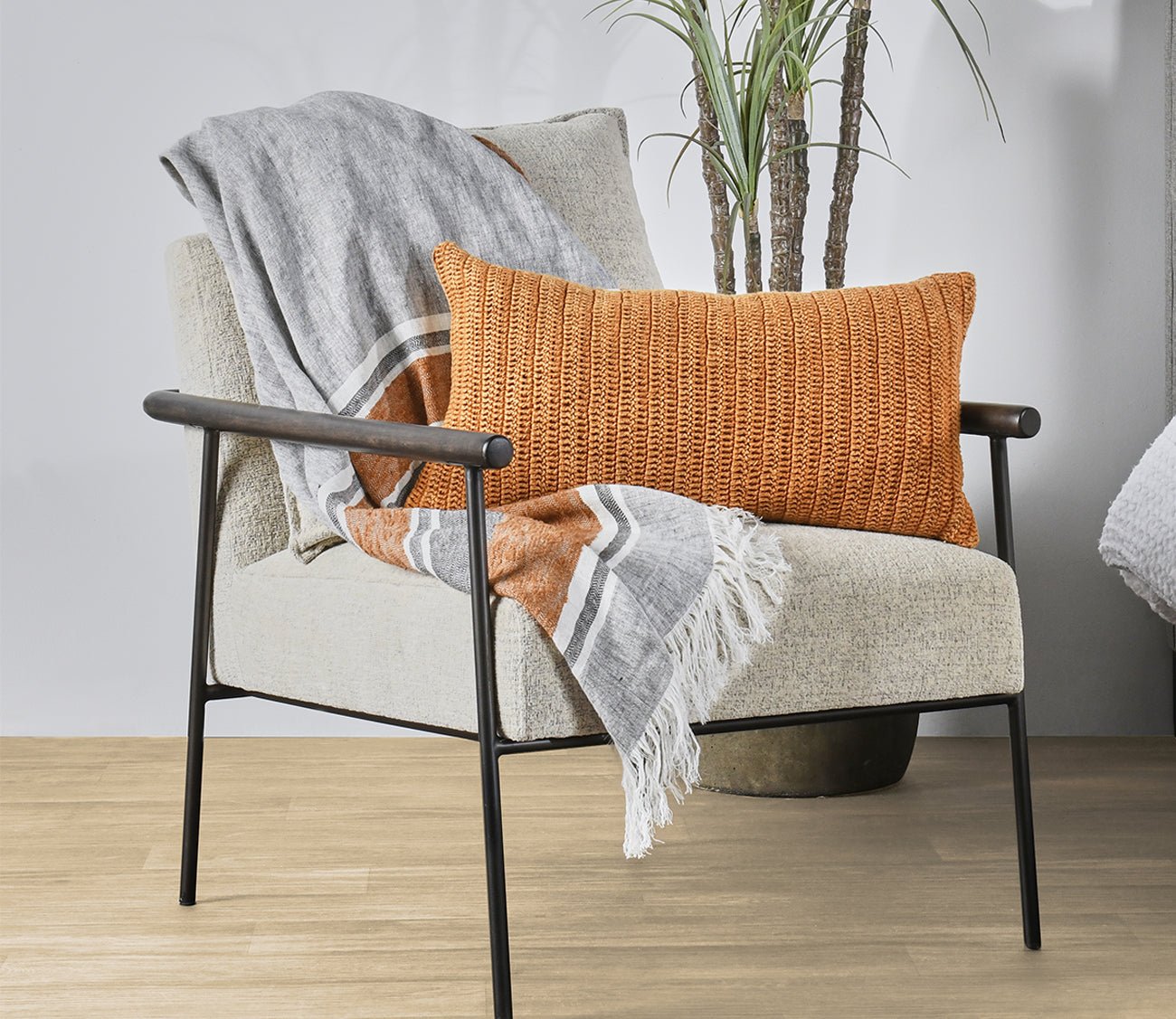 Villa by Classic Home Lima Stripe Throw Blanket