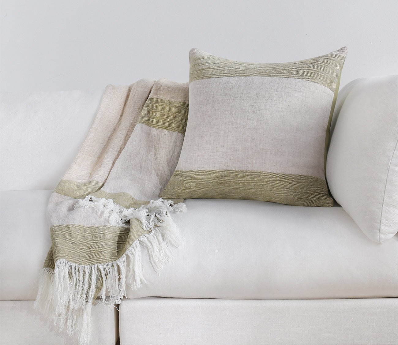 Villa by Classic Home Talara Crafted Throw Blanket