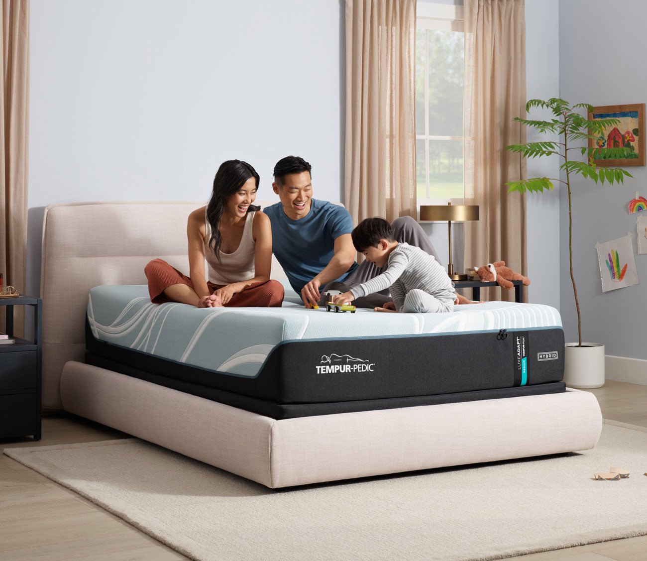 TEMPUR-LuxeAdapt 2.0 Medium Hybrid Mattress