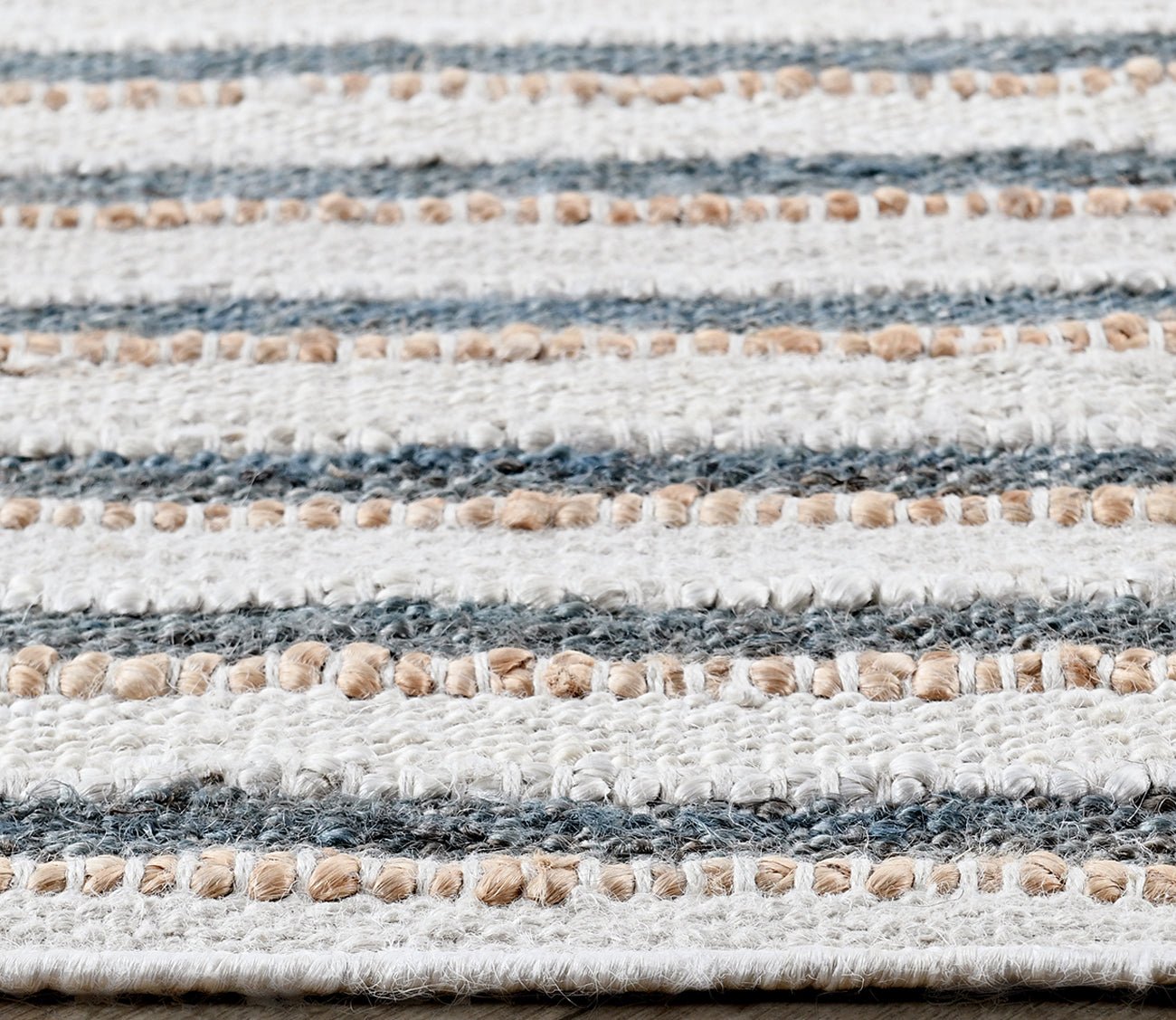 Villa by Classic Home Del Mar Aqua Area Rug